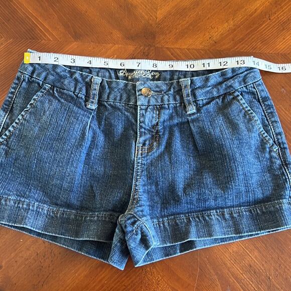 American Rag Blue Denim Pleated Jeans Shorts Juniors Size 7 Trouser Short - Picture 8 of 10